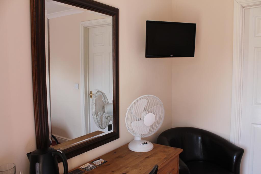 Hotel Blatches Farm Great Dunmow Esterno foto